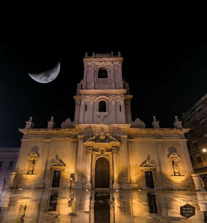 شقة Le Tre Rose Di Mary أفولا المظهر الخارجي الصورة